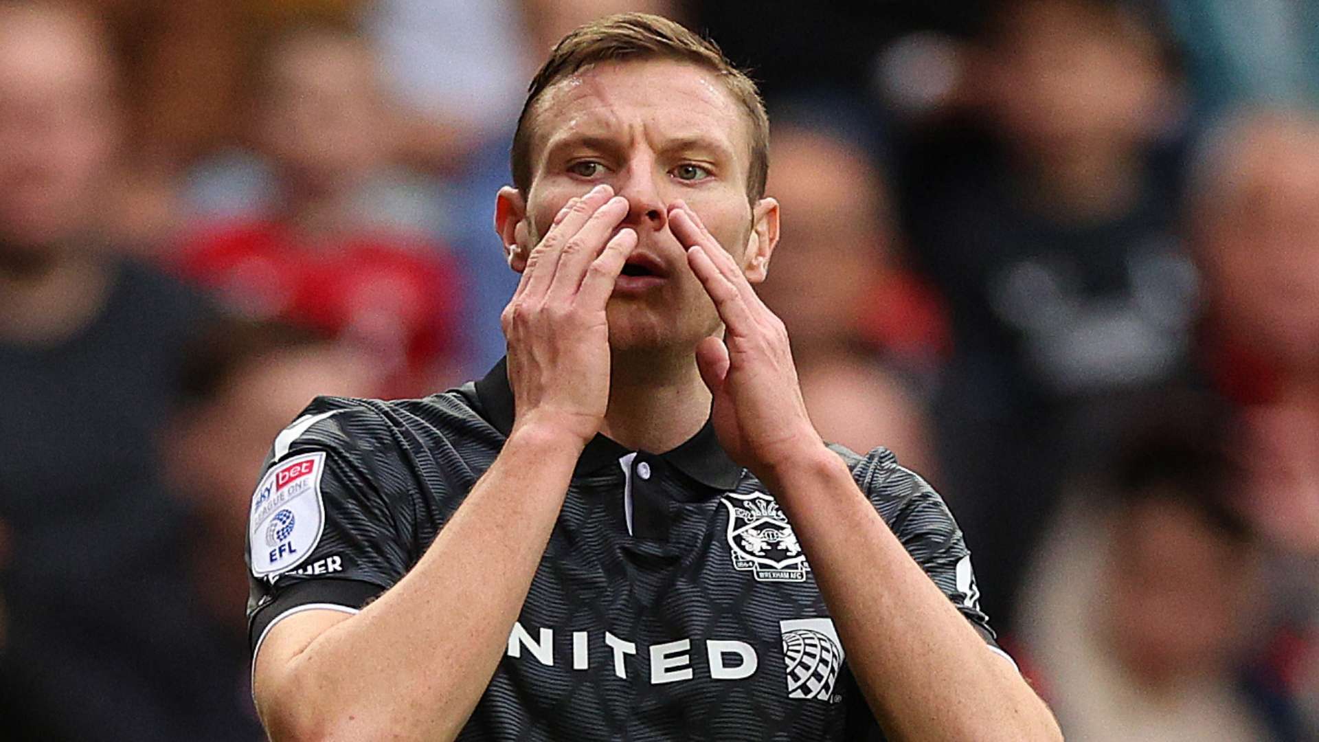 皇马与巴萨转会竞争渐远 两队差距日益明显