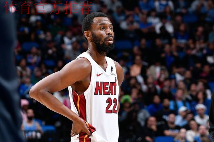 官宣！威金斯引爆联盟，雄鹿妥协，勇士主动放弃，最大赢家出现了