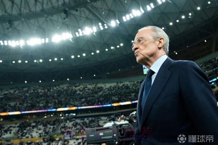 记者:皇马拒绝了多名经纪人推荐球员 冬窗不引援 记者:皇马拒绝了多名经纪人推荐球员 冬窗不引援